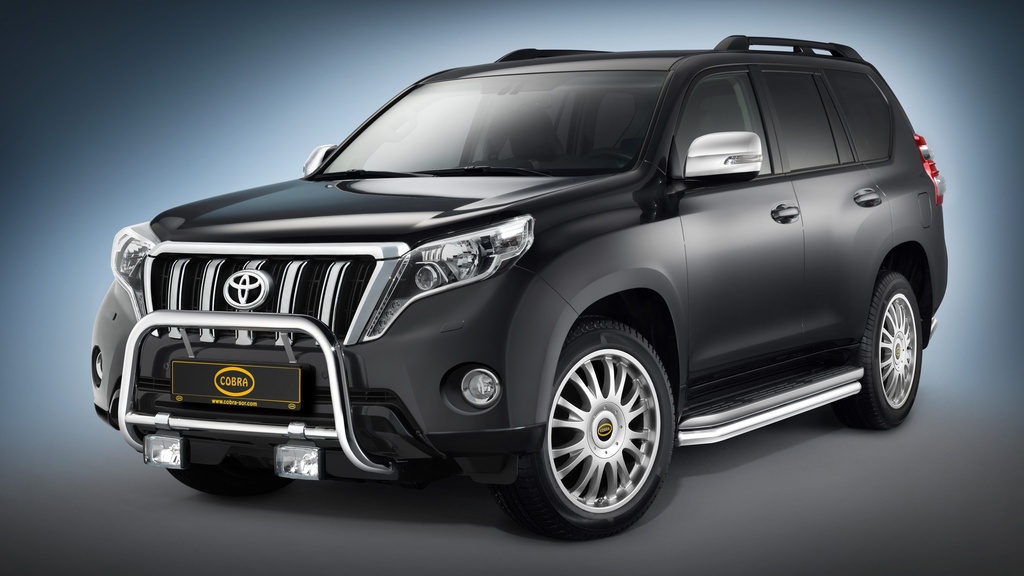 3562_Toyota_Landcruiser_2014_FB_SW.jpg