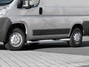 Fiat Ducato Bj. 06-14, LR: COBRA Chrom-Seitenschutzrohr mit Trittstufen