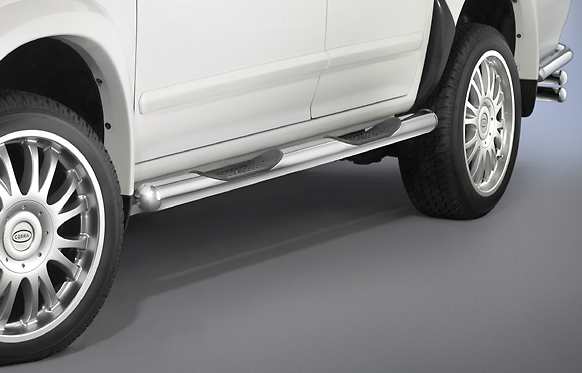 Isuzu D-Max г.в. 03-12 | двойная кабина: COBRA хромированные боковые защитные трубы со ступенями