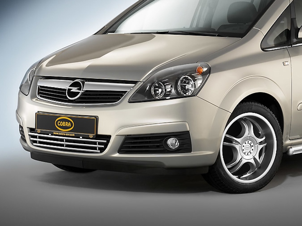 Opel Zafira Bj. '05-08: COBRA Chrom-Stoßstangengrill