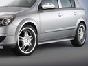 Opel Astra ab Bj. 04: COBRA Edelstahl Styling-Schwellerrohre