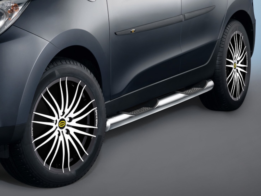 [HYU1379] Hyundai ix35 Bj. 10-15: COBRA Chrom-Seitenschutzrohre mit Trittstufen