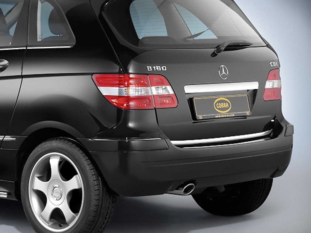 [MB1219] Mercedes B-Klasse: COBRA beschermlijst voor de achterklep