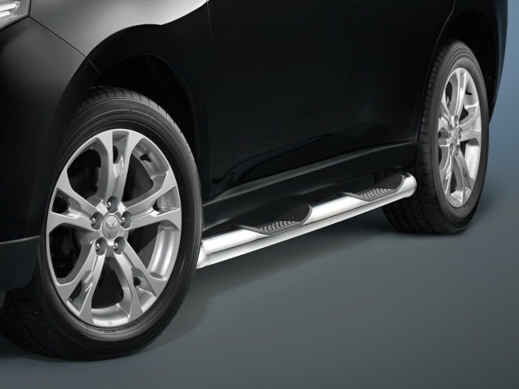 [MIT1457] Mitsubishi Outlander & ASX Bj. 12-21: COBRA Chrom-Seitenschutzrohre mit Trittstufen