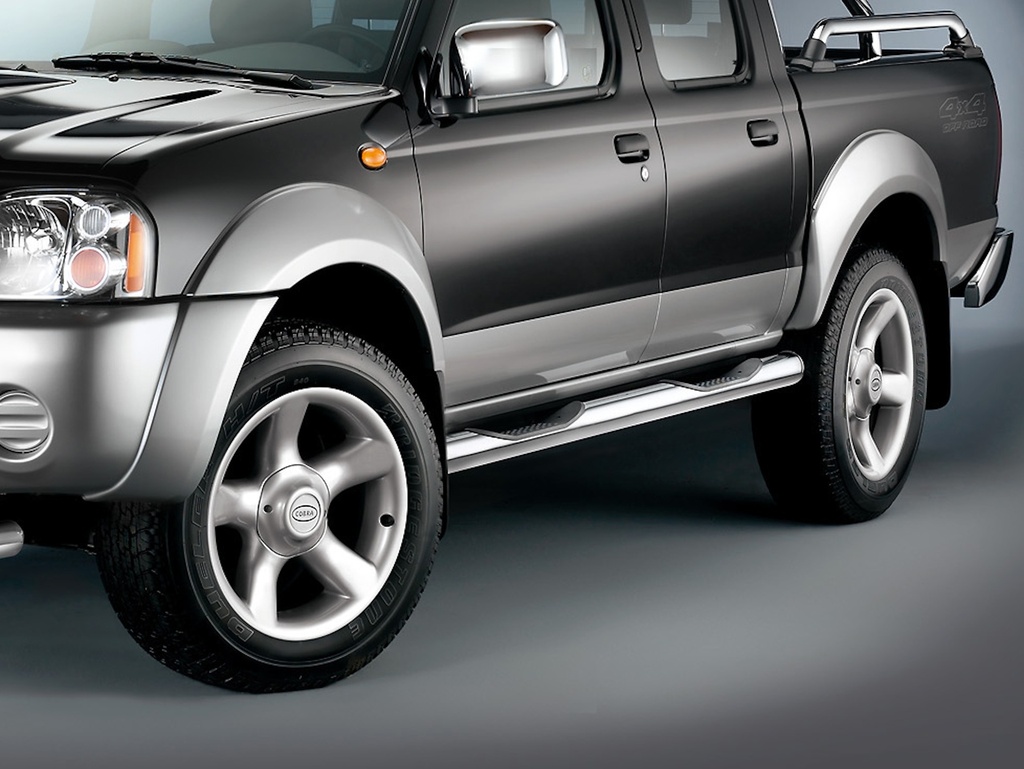 [NIS1493] Nissan PickUp D22 NP300 Bj. '02 - KC& SC: COBRA Chrom-Seitenschutzrohre mit Trittstufe