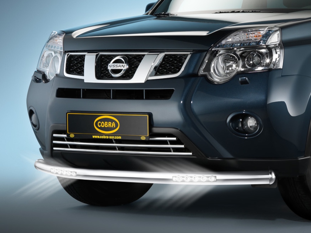 [NIS1693] Nissan X-Trail (T31) Bj. 10-13: COBRA Stoßstangengrill