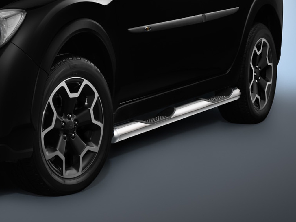 [SUB1057] Subaru XV Bj. 12: COBRA Chrom-Seitenschutzrohre mit Trittstufen